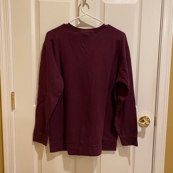 Pink burgundy sweatshirt. - Picture 2 of 3